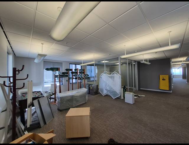 1,550M² OFFICE TO LET IN SANDTON CENTRAL